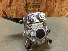 Load image into Gallery viewer, 98-03 SUZUKI TL1000R TL 1000 R TLR REAR SHOCK DAMPER UNIT ABSORBER LINKAGE