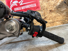 Load image into Gallery viewer, 07 08 2007 2008 KAWASAKI ZX-6R ZX6R ZX6-R 600 FRONT END FRONT FORKS FORK TUBES