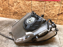 Load image into Gallery viewer, 06 07 2006 2007 SUZUKI GSX-R750 GSXR 600 750 RADIATOR RAD ENGINE COOLER COOLING