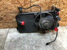 Load image into Gallery viewer, 1999-2002 99 00 01 02 SUZUKI SV650 SV 650 RADIATOR RAD ENGINE COOLER COOLING FAN