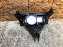 Load image into Gallery viewer, 06 07 2006 2007 SUZUKI GSX-R750 GSXR 600 INSTRUMENT GAUGE CLUSTER FAIRING STAY