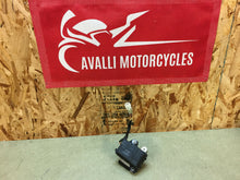 Load image into Gallery viewer, 08 09 10 2008 2009 SUZUKI GSXR GSX-R 600 750 SERVO MOTOR EXHAUST VALVE MOTOR