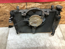 Load image into Gallery viewer, 99 00 01 02 1999 2000 2001 2002 YAMAHA YZFR6 YZF R6 RADIATOR RAD ENGINE COOLER