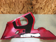 Load image into Gallery viewer, 99 00 01 02 1999 YAMAHA YZF-R6 YZF R6 RIGHT SIDE LOWER FAIRING BELLY FAIRING OEM