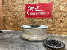 Load image into Gallery viewer, 04 05 2004 2005 SUZUKI GSXR GSX-R 600 750 REAR WHEEL BACK RIM STRAIGHT