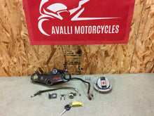 Load image into Gallery viewer, 03 04 05 06 07 SUZUKI SV1000 SV 1000 S LOCK SET KEY SET IGNITION TRIPLE TREE KEY