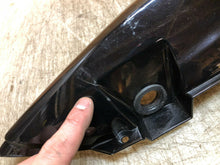 Load image into Gallery viewer, 2009-2015 10 11 12 13 14 15 SUZUKI VSTROM DL 650 SVF LEFT RIGHT TAIL FAIRING