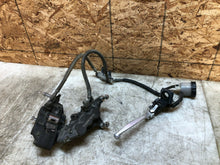 Load image into Gallery viewer, 1998 1999 98 99 KAWASAKI NINJA ZX9-R ZX9R FRONT BRAKE CALIPERS CALIPER TOKICO