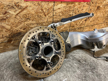 Load image into Gallery viewer, 14 15 16 17 18 BMW R1200 R1200RT 1200RT SWINGARM SWING ARM FINAL DRIVE GEAR CASE