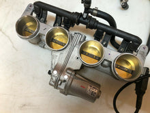 Load image into Gallery viewer, 15 16 17 18 2015-2018 BMW S1000RR S1000 RR THROTTLE BODIES BODY FUEL INJECTION