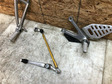 Load image into Gallery viewer, 08 09 10 12 13 14 15 16 YAMAHA YZFR6 YZF R6 R6R LEFT SIDE REARSET REAR SET SETS