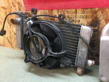 Load image into Gallery viewer, 98-05 HONDA SUPERHAWK VTR1000 VTR 1000 RADIATOR RAD RADS RADIATORS PAIR LEFT OEM