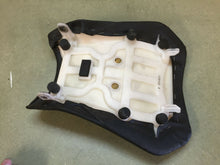 Load image into Gallery viewer, 11 12 13 14 15 16 17 18 SUZUKI GSX-R600 GSXR 600 750 FRONT RIDERS SEAT PAD OEM