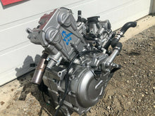 Load image into Gallery viewer, 2009-2015 10 11 12 13 14 15 SUZUKI VSTROM 650 DL 650 V-STROM SVF ENGINE MOTOR