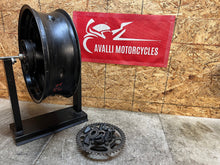 Load image into Gallery viewer, 03 04 05 08 09 2005 YAMAHA YZFR6 YZF R6 S REAR WHEEL BACK WHEEL RIM STRAIGHT