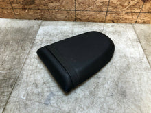 Load image into Gallery viewer, 01 02 03 2001-2003 SUZUKI GSXR GSX-R GSX-R600 750 REAR PASSENGER SEAT PAD CUSION