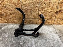 Load image into Gallery viewer, 03 04 2003 2004 SUZUKI GSX-R1000 GSXR 1000 FRONT FAIRING STAY NOSE BRACKET OEM