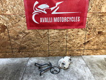 Load image into Gallery viewer, 2006-2007 06 07 YAMAHA YZFR6 YZF R6 R FUEL PUMP GAS PUMP SENDING UNIT OEM