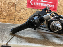 Load image into Gallery viewer, 01 02 03 2001 2002 2003 SUZUKI GSXR GSX-R GSX-R750 750 FRONT FORKS FORK TUBES