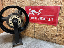 Load image into Gallery viewer, 99 00 01 02 03 04 05 KAWASAKI NINJA ZRX1100 ZRX 1100 REAR WHEEL RIM STRAIGHT