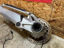Load image into Gallery viewer, 14 15 16 17 18 BMW R1200 R1200RT 1200RT SWINGARM SWING ARM FINAL DRIVE GEAR CASE