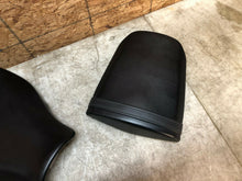 Load image into Gallery viewer, 07 08 09 10 11 12 HONDA CBR600RR CBR 600RR FRONT & REAR SEATS SEAT PASSENDER PAD