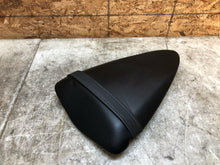 Load image into Gallery viewer, 07 08 2007 2008 KAWASAKI ZX-6R ZX6R ZX6-R 600 REAR PASSENGER SEAT BACK PILLION