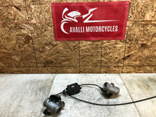 Load image into Gallery viewer, 07 08 09 10 11 12 13 BMW R1200GS ADVENTURE R 1200 GS THROTTLE BODIES BODY FUEL