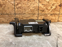 Load image into Gallery viewer, 2020 2021 2022 2023 GMC SIERRA DENALI 2500 3500 AC DC POWER CONTROL MODULE