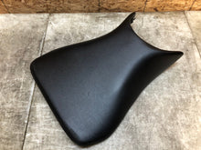 Load image into Gallery viewer, 03 04 05 08 09 2005 YAMAHA YZFR6 YZF R6 S RIDERS SEAT FRONT SEAT PAD CUSION