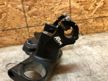 Load image into Gallery viewer, 2009-2015 10 11 12 13 14 15 SUZUKI VSTROM DL 650 SVF TOP TRIPLE TREE BAR CLAMP