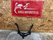 Load image into Gallery viewer, 03 04 2003 2004 SUZUKI GSX-R1000 GSXR 1000 FRONT FAIRING STAY NOSE BRACKET OEM