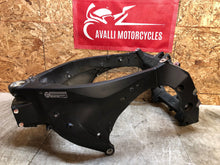 Load image into Gallery viewer, 2016 15 16 17 18 19 YAMAHA YZFR1 YZF R1 MAIN FRAME CHASSIS STRAIGHT SLVG