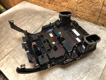 Load image into Gallery viewer, 20-23 GMC SIERRA SILVERADO DENALI 2500 3500 TOUCH SCREEN RADIO HEAT AC BEZEL