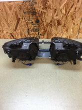 Load image into Gallery viewer, 2006-2007 06 07 YAMAHA YZFR6 YZF R6 R HEADLIGHTS HEAD LIGHT LIGHTS BEAM LAMP OEM