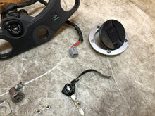 Load image into Gallery viewer, 11 12 13 14 15 16 17 SUZUKI GSX-R GSXR 600 750 LOCK SET KEY SET TRIPLE TREE CAP