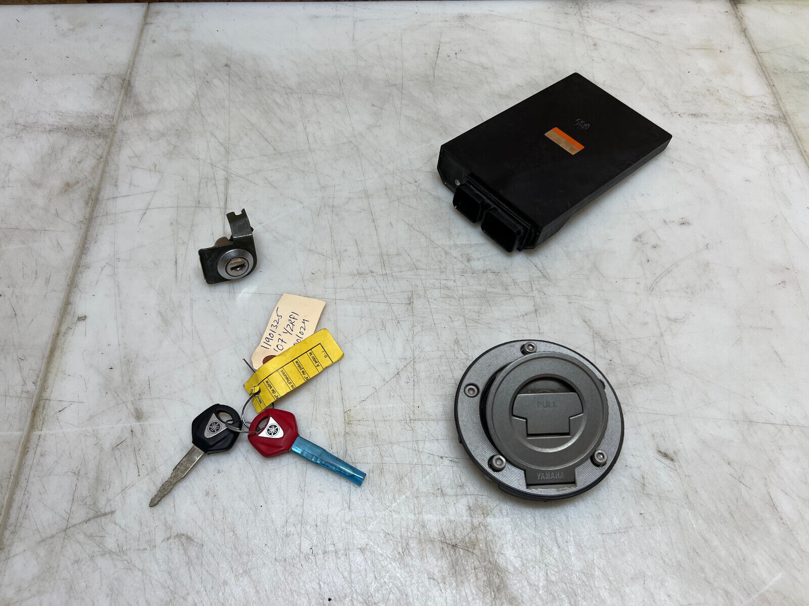 2007 2008 07 08 YAMAHA YZFR1 YZF R1 ENGINE COMPUTER ECU CDI ECM SECURITY KEY SET