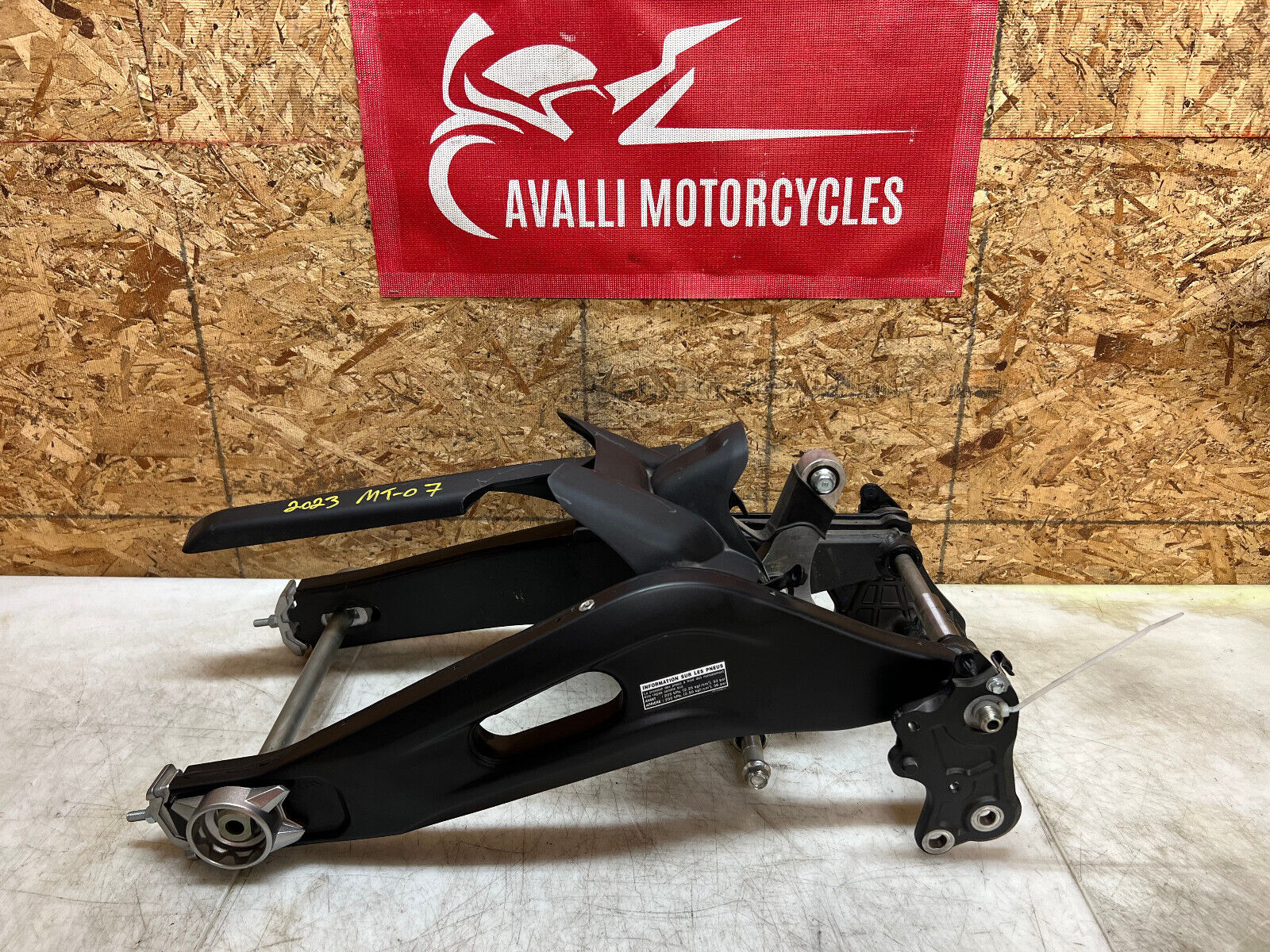 19 20 21 22 23 YAMAHA FZ-07 FZ07 MT-07 MT07 REAR SWINGARM SWING ARM SU ...