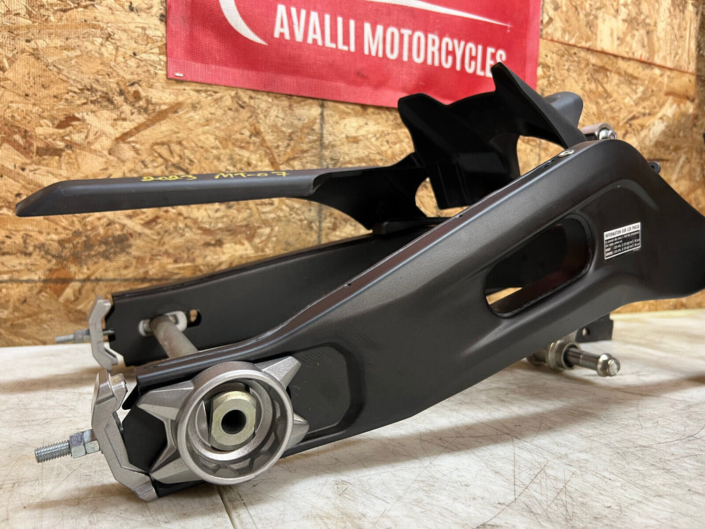 19 20 21 22 23 YAMAHA FZ-07 FZ07 MT-07 MT07 REAR SWINGARM SWING ARM SUSPENSION