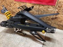 Load image into Gallery viewer, 46920657
