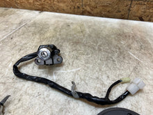 Load image into Gallery viewer, 47019805
