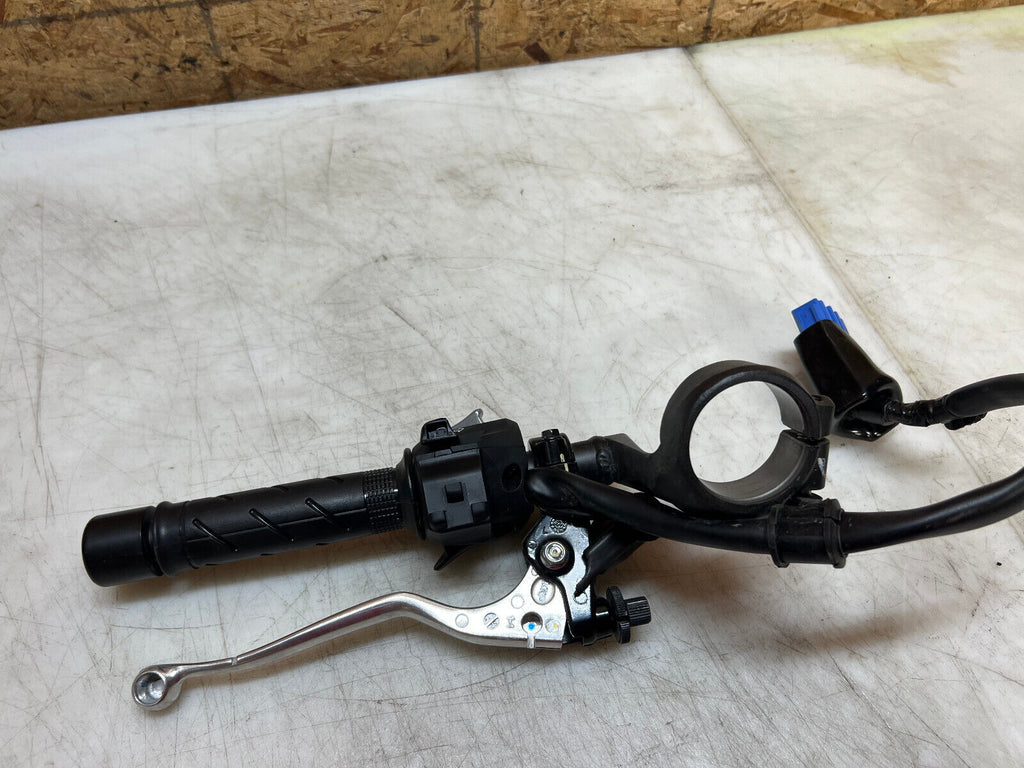 20 21 22 23 24 HONDA CBR500R CBR 500R LEFT CLIP ON HANDLEBAR HANDLE BAR SWITCH