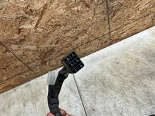 Load image into Gallery viewer, 46950085
