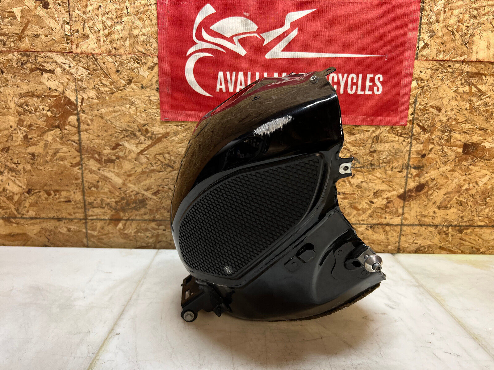 15 16 17 18 2015-2018 BMW S1000RR S1000 RR 1000RR GAS TANK FUEL TANK RESERVOIR