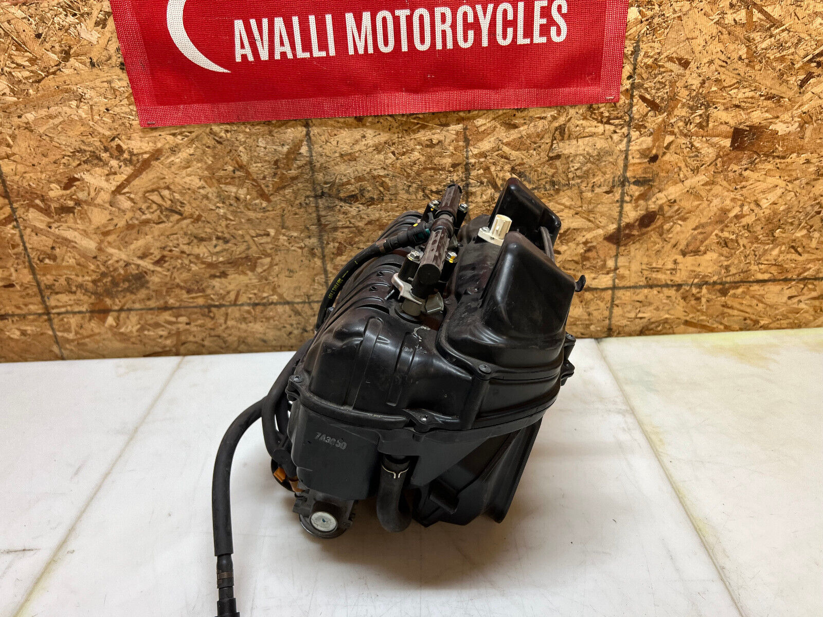 07 08 09 10 11 12 HONDA CBR600RR CBR 600RR THROTTLE BODIES BODY INJECTION AIRBOX
