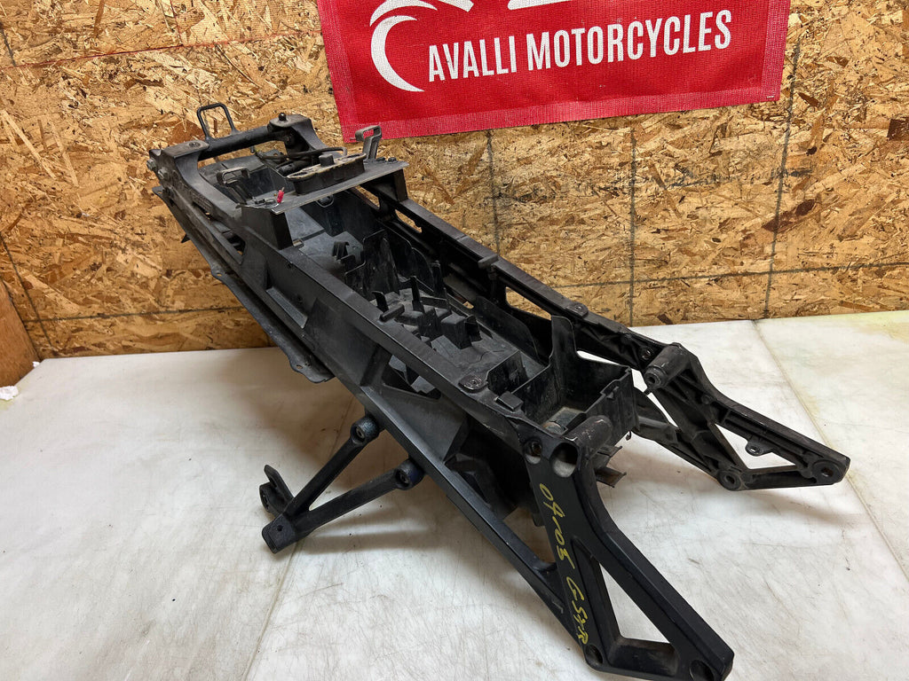 04 05 SUZUKI GSXR GSX-R 600 750 GSXR750 GSXR600 SUBFRAME SUB FRAME BACK TAIL