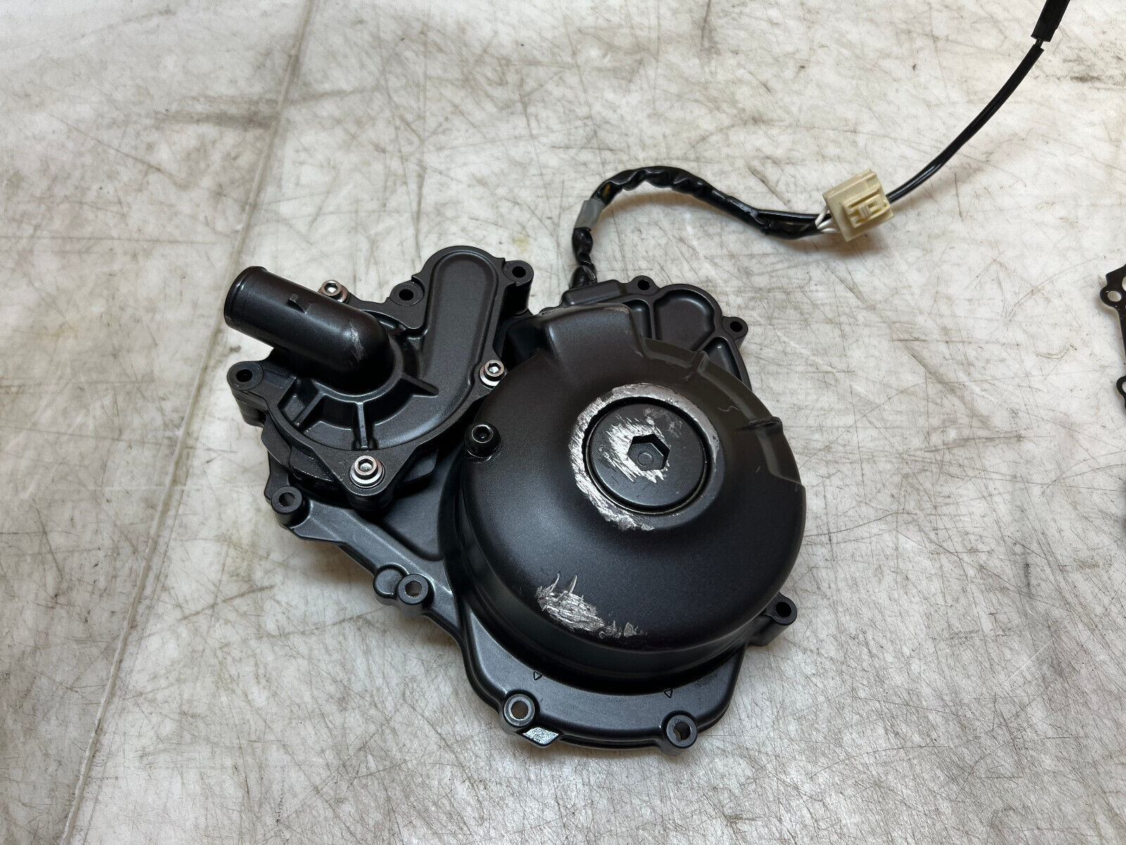 2021 18 19 20 21 22 23 24 YAMAHA MT09 MT-09 MT 09 STATOR GENERATOR MAGNETO COVER
