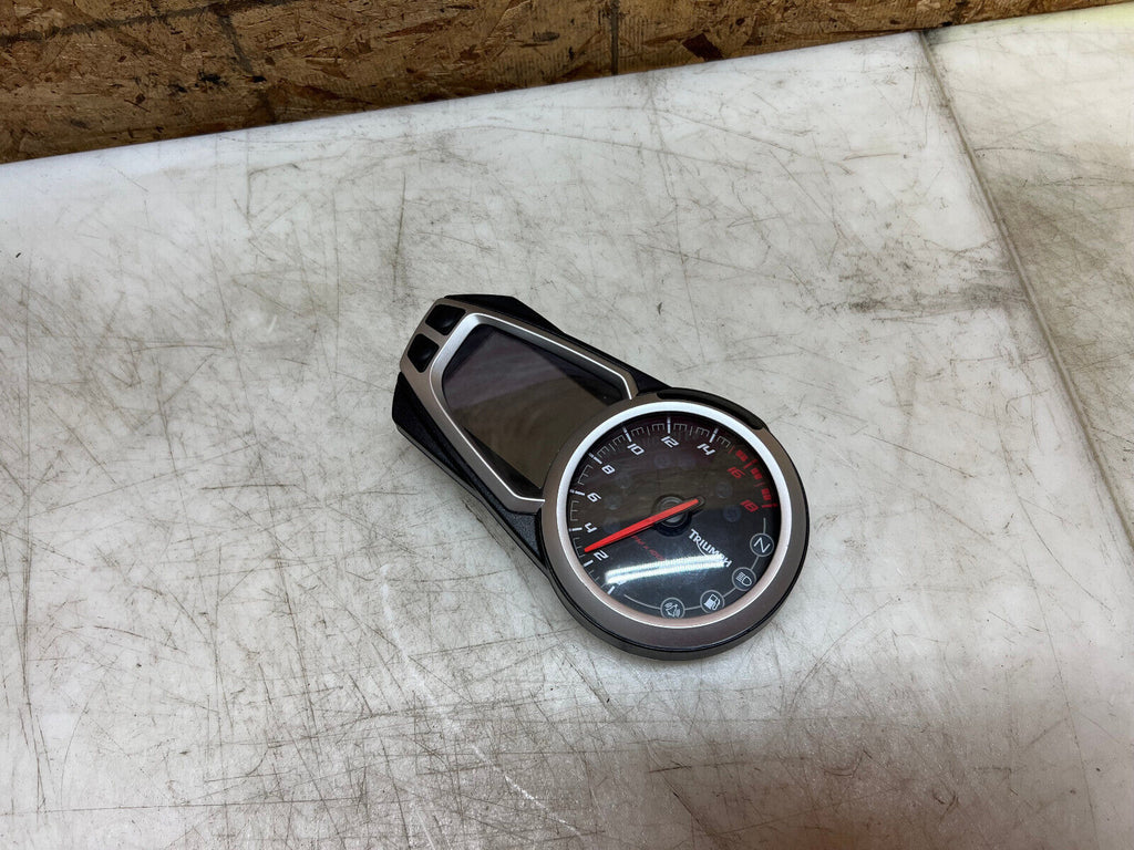 13 14 15 16 17 TRIUMPH DAYTONA 675R 675 R INSTRUMENT GAUGE CLUSTER SPEEDO TACH