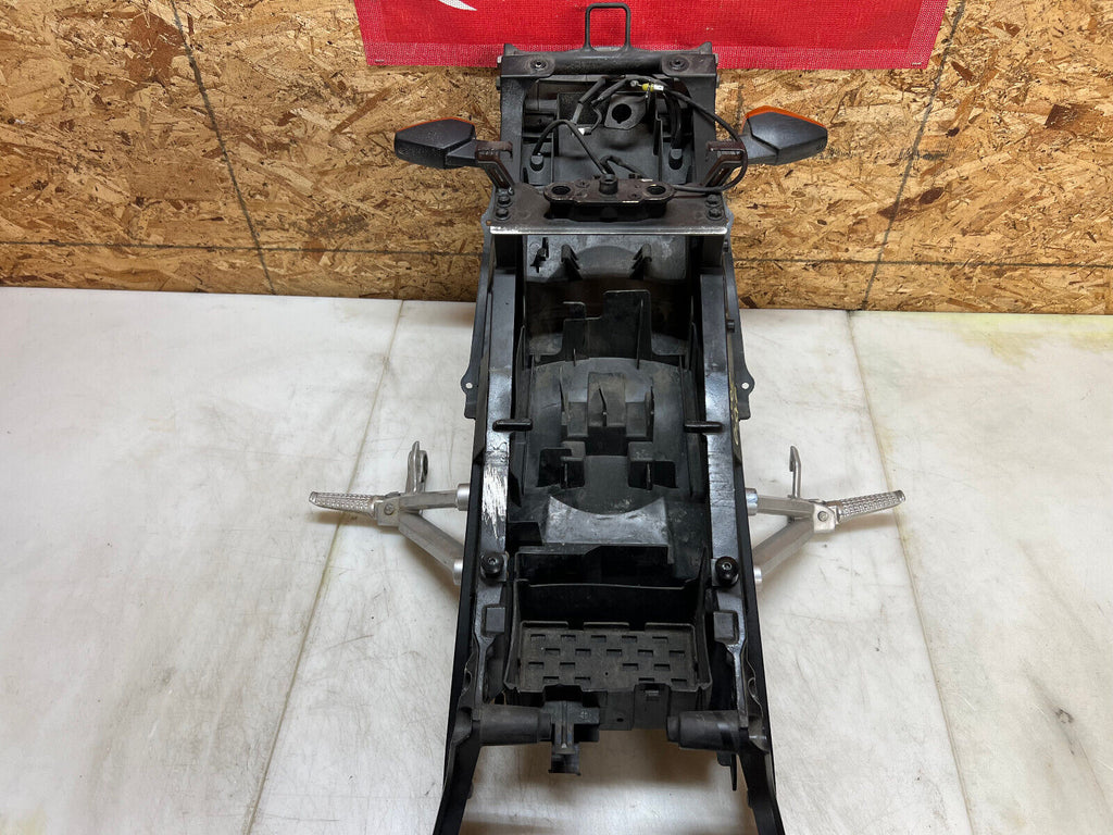 04 05 SUZUKI GSXR GSX-R 600 750 GSXR750 GSXR600 SUBFRAME SUB FRAME BACK FRAME