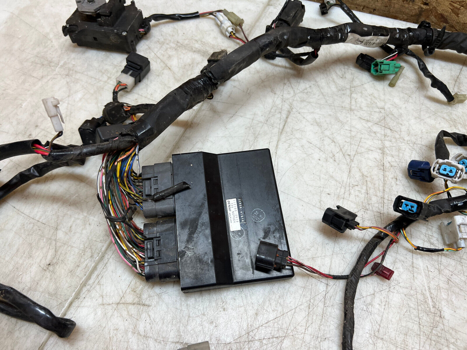 05 06 2005 2006 SUZUKI GSX-R1000 GSX-R GSXR 1000 WIRING HARNESS LOOM ECU CDI ECM